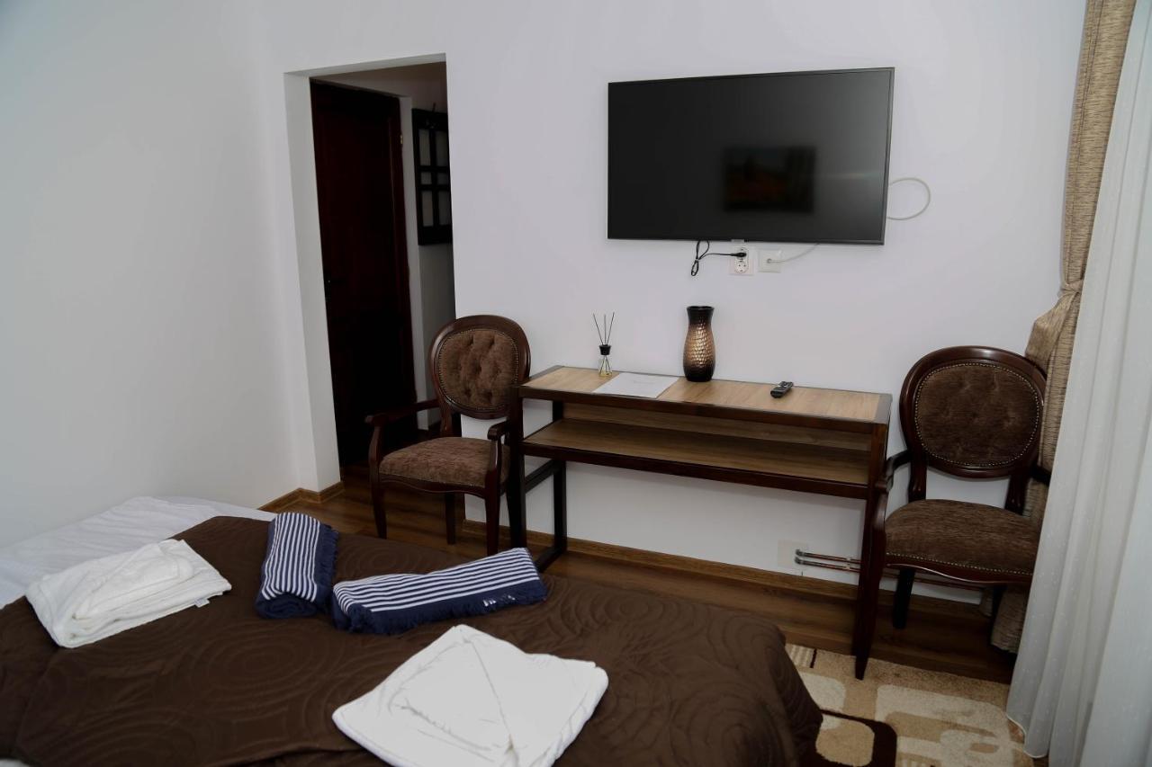 Pensiunea 2 A-Mici Runcu  Exteriér fotografie
